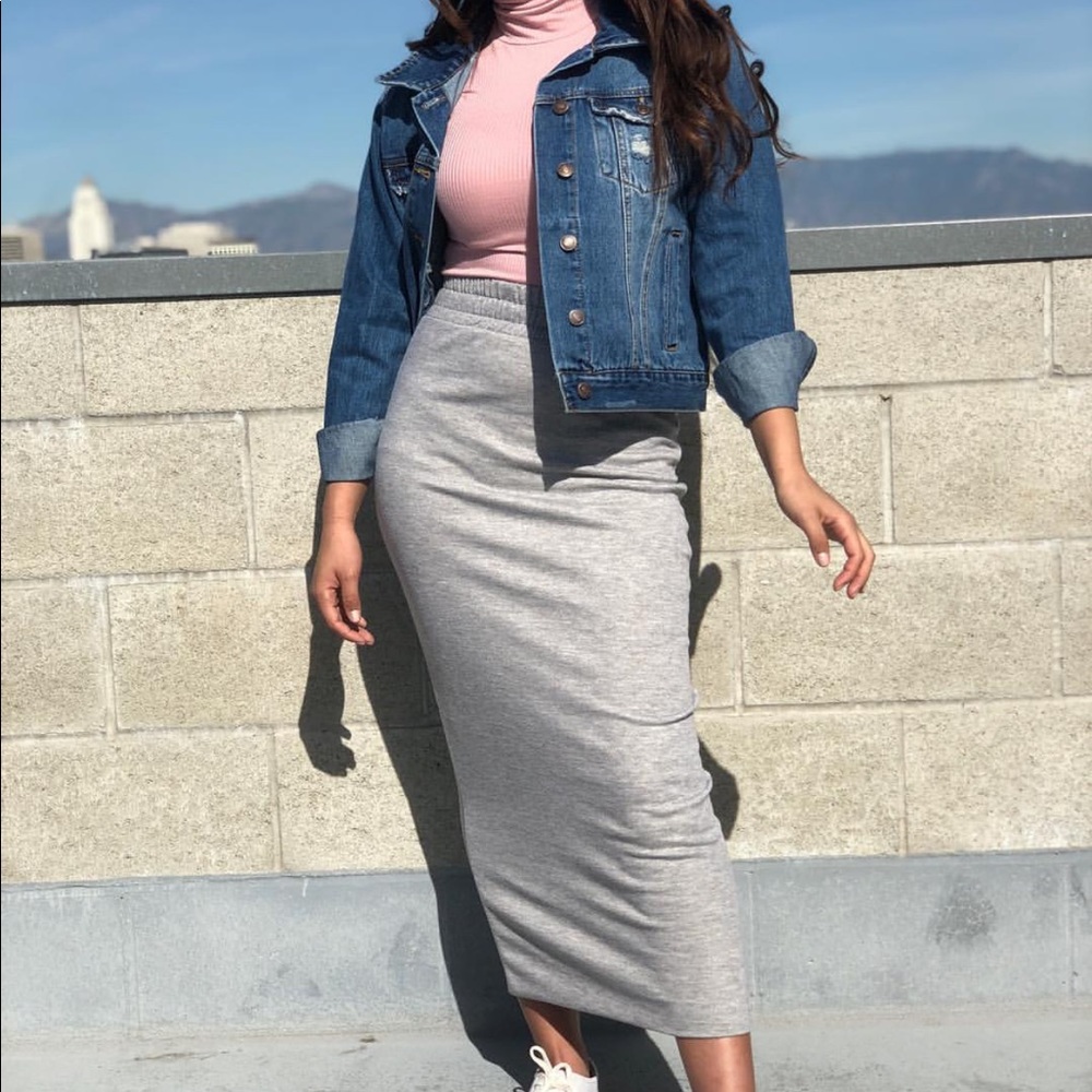 Long Pencil skirt